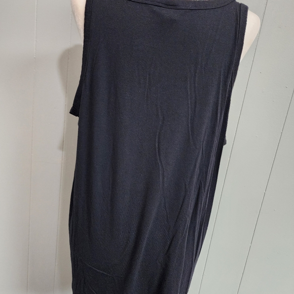 Old Navy Black V Neck Tank Top - Picture 7 of 9